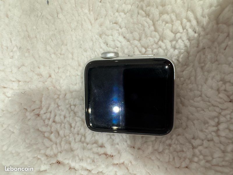 Apple Watch (image 9)