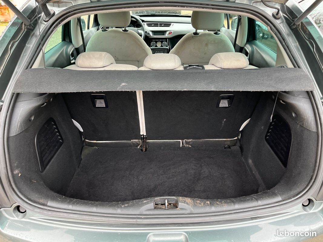 CITROEN C3 II 1.4 HDI 70 Exclusive Toit Pano Garantie 12 Mois (image 8)