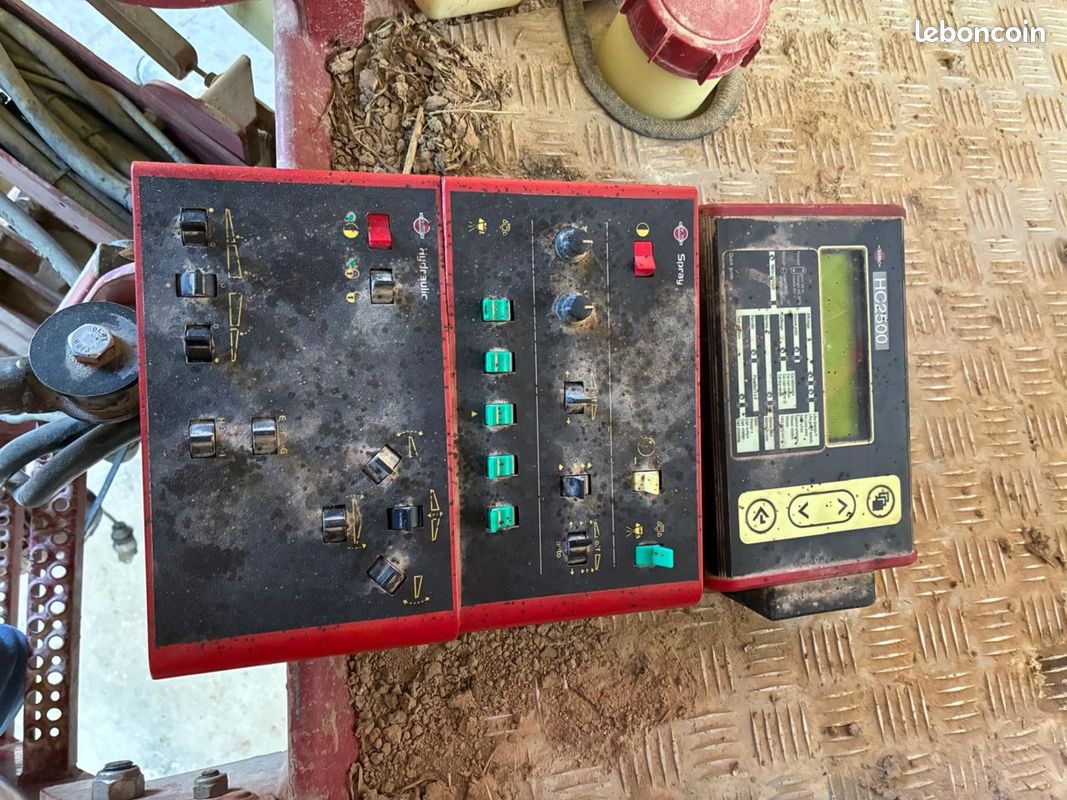 Hardi COMMANDER 2800 (image 9)