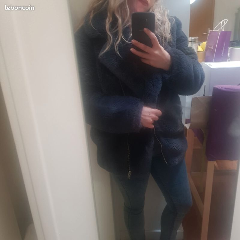 Manteau fausse fourrure bleue ASOS (image 1)