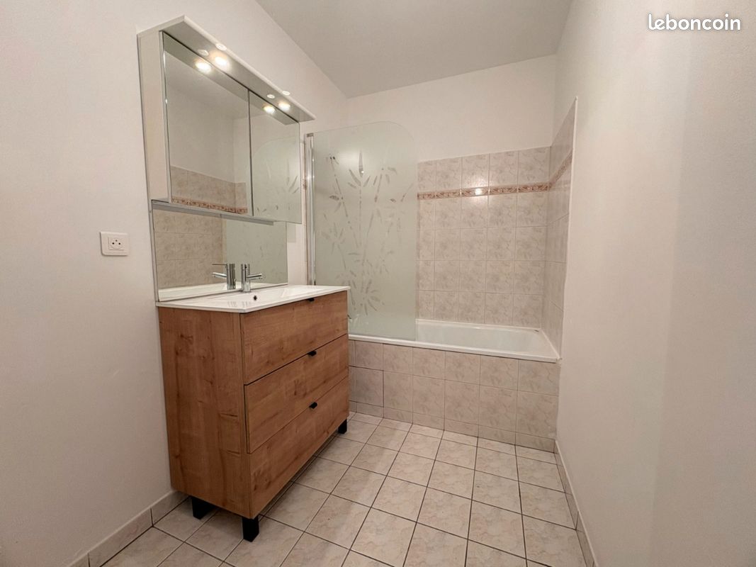 Appartement 2 pièces 39 m² · à Pontault-Combault · 39 m² · 669 €/mois
