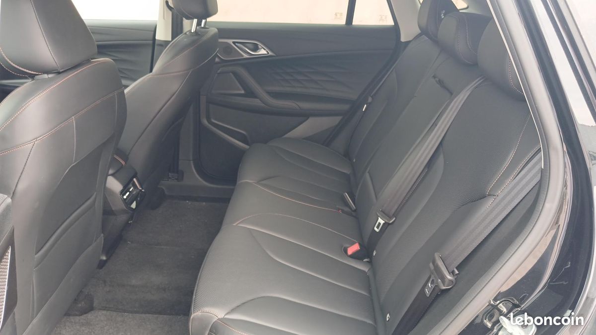 MG EHS 1.5T PHEV 272 ch Luxury (image 12)