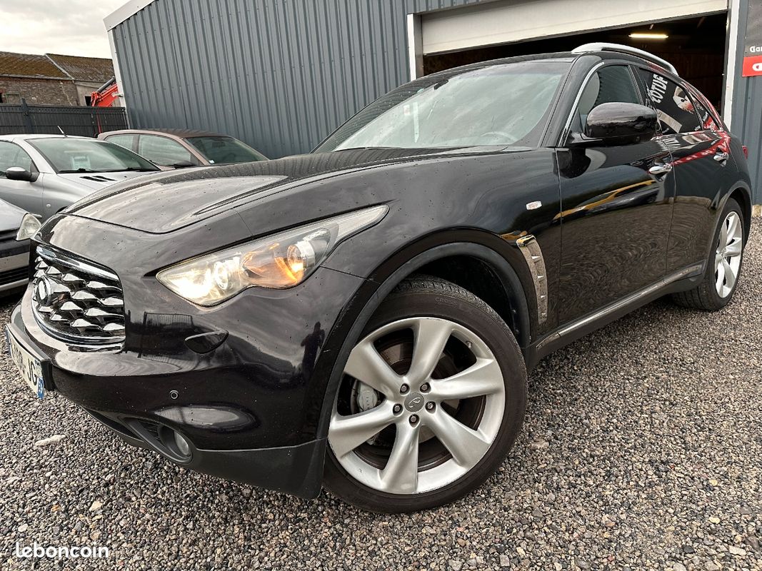 Infiniti fx 30ds / GPS / Toit ouvrant / cuir / regulateur / camera (image 1)