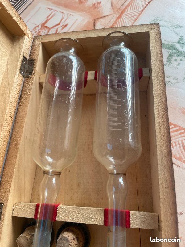 Niveau à eau en verre (image 2)