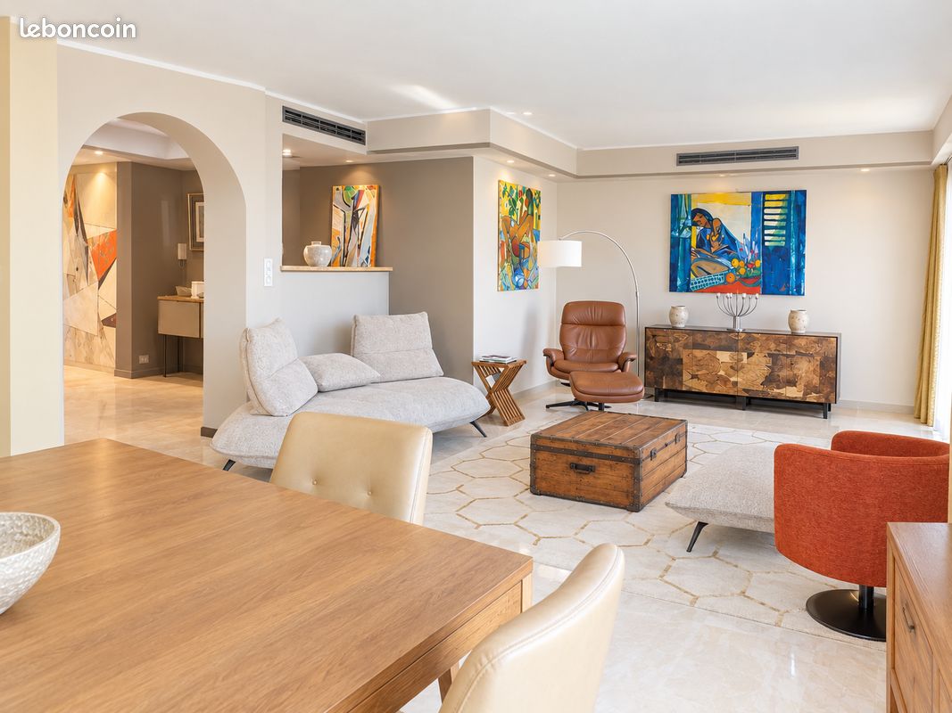 Appartement 4 pièces 134 m² · à Hyères · 134 m² · 945 000 €