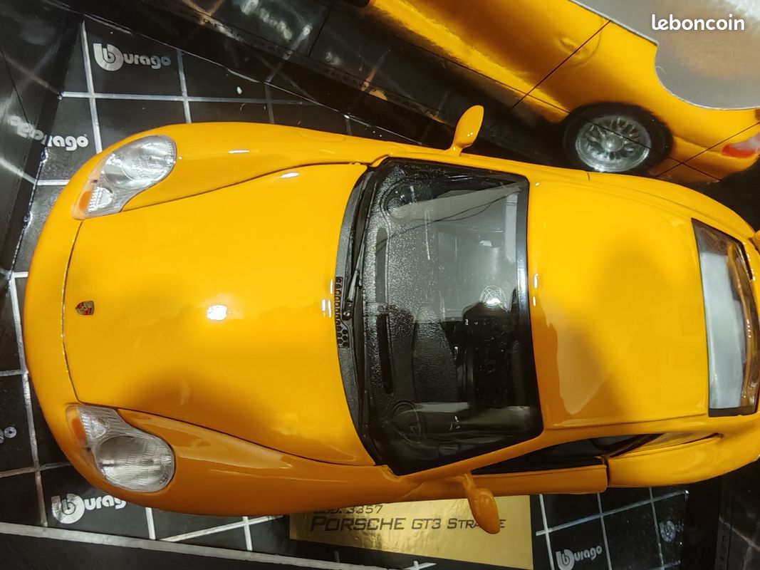Porsche 911 996 GT3 Strasse - Burago - 1/18 - En boite (image 9)
