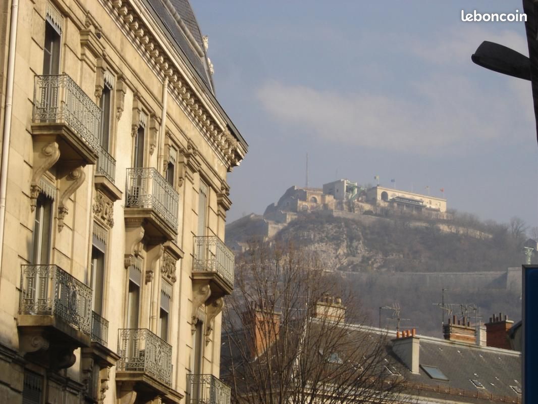 Appartement 2 pièces 45 m² à Grenoble