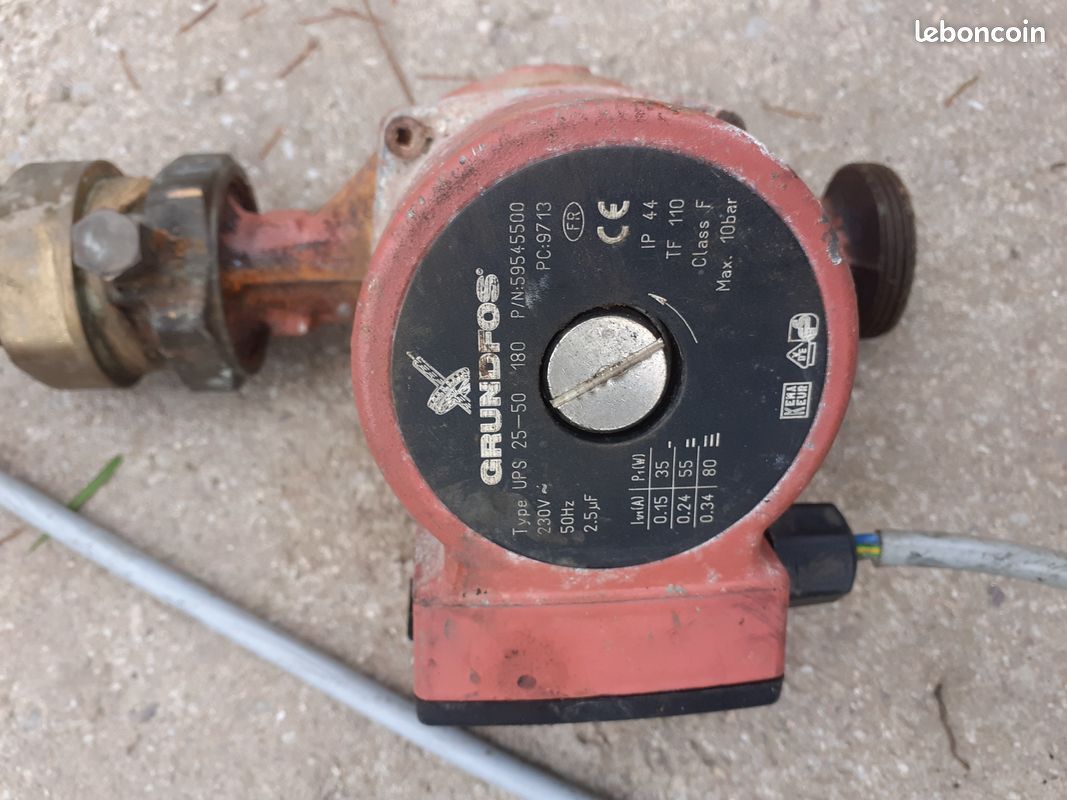 Pompe grundfos pour chaudière à fioul (image 1)
