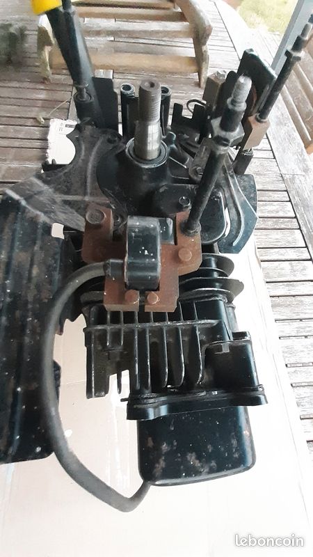 Moteur Briggs et Stratton BS937pour pieces (image 9)