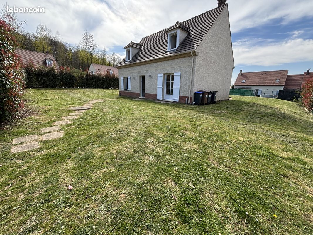 Maison 8 pièces 122 m² · à Tracy-le-Val · 122 m² · 225 000 €