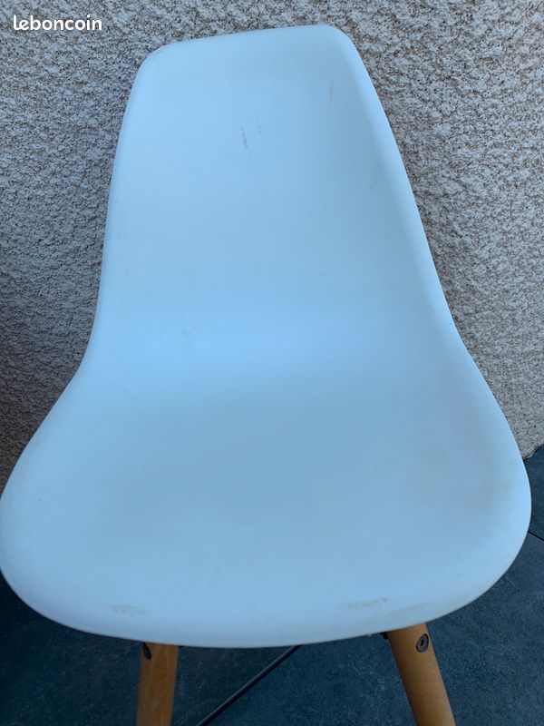 Chaise enfant design (image 2)