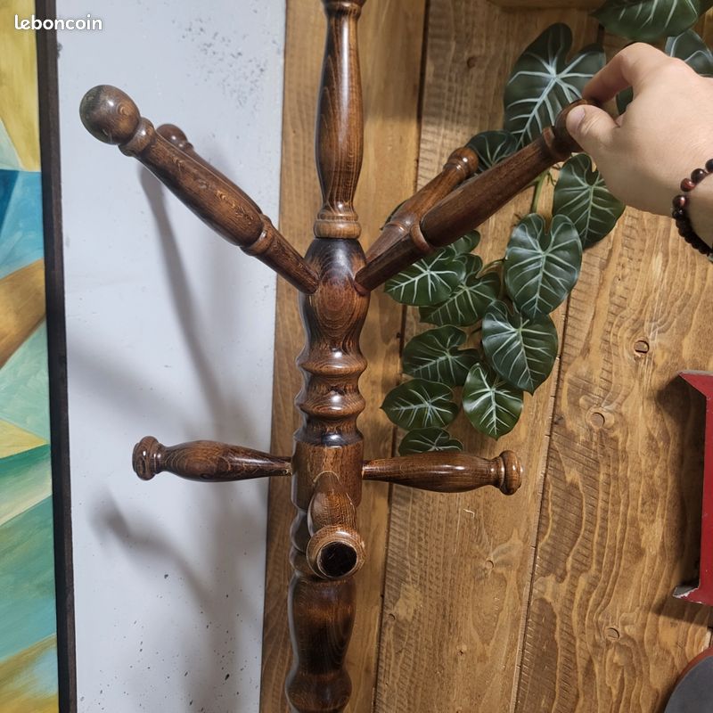 𧄠Porte-manteau ancien en bois tourné (image 5)