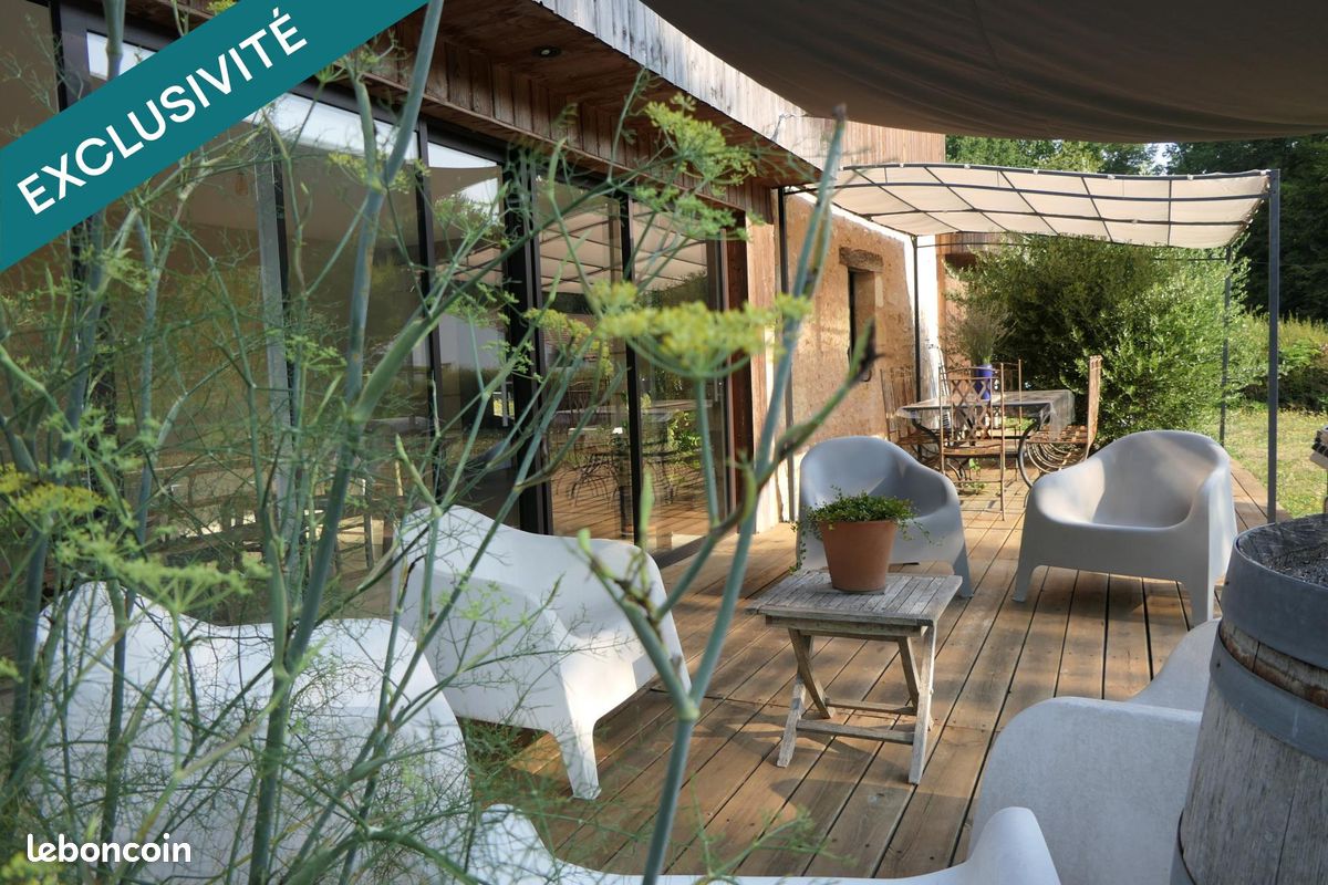Maison 10 pièces 416 m² · à Saint-Astier · 416 m² · 630 000 €