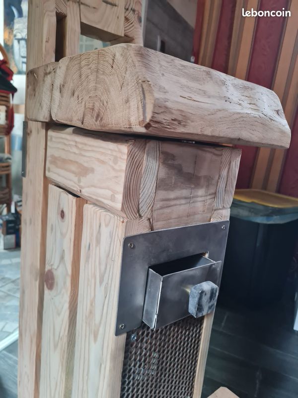 Tabouret bar artisanal option rangement apéro (image 2)