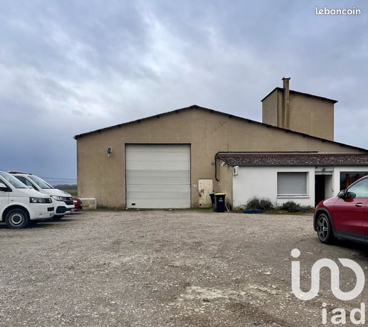 Immeuble 400 m² Marsilly