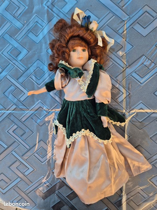 Poupée porcelaine (image 8)
