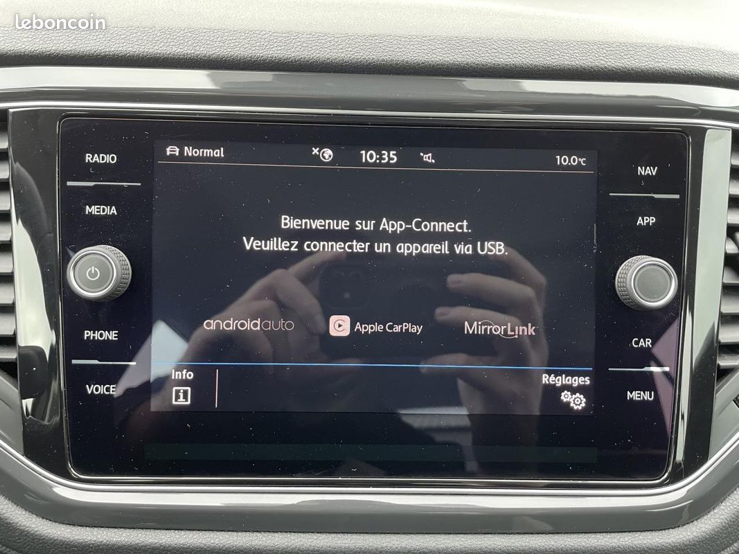 VOLKSWAGEN T-ROC CARAT / 2.0 L TDI / 150 Ch / 4 MOTION / BV DSG / 1 ERE MAIN / TOIT OUVRANT (image 27)