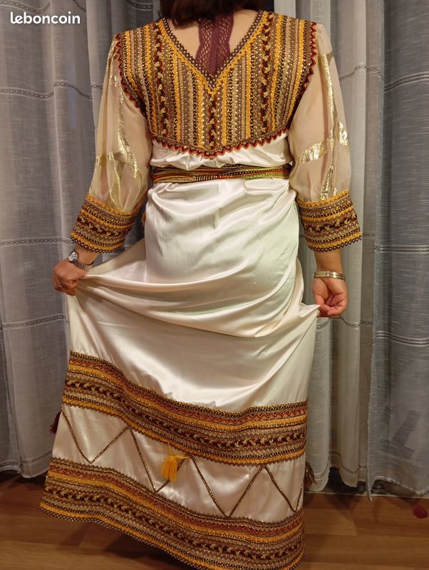 Robe Berbere Robe Kabyle Mariage Moderne Robe Traditionnelle 2019