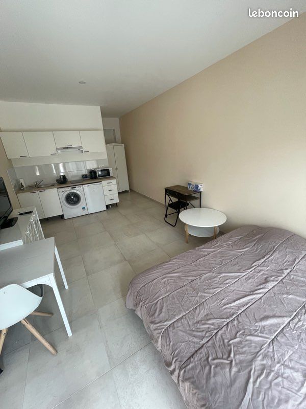 Appartement 1 pièce 25 m² · à Nîmes · 25 m² · 660 €/mois