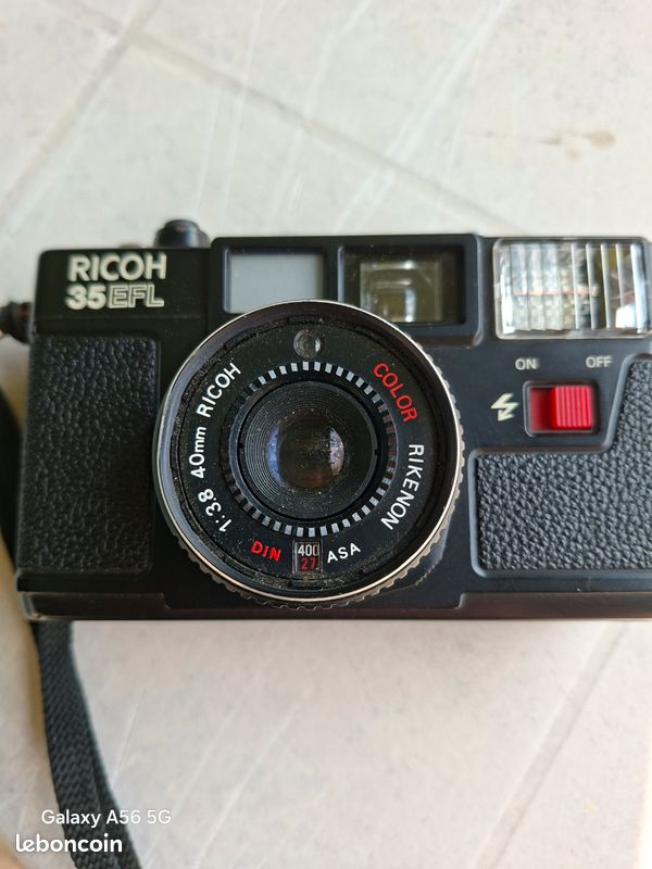 Appareil photo Ricoh 35 EFL Collection