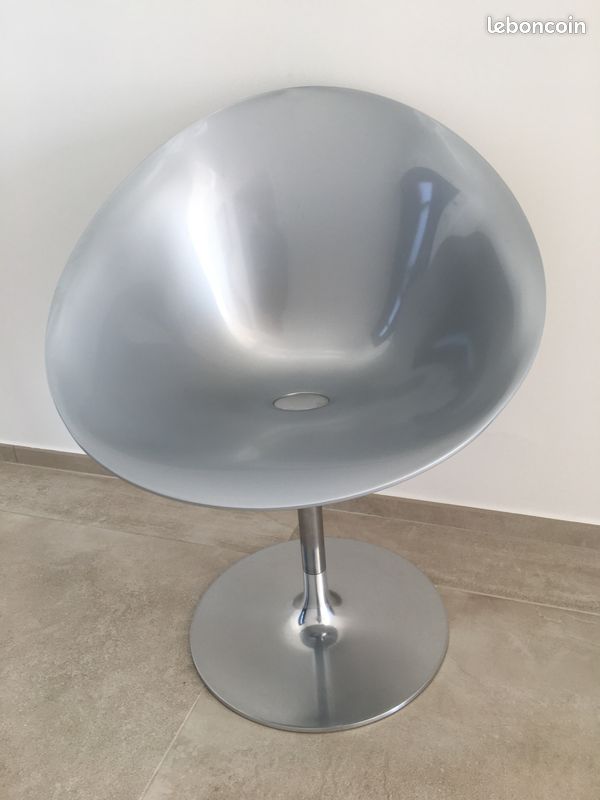 Lot De Chaises Kartell Eros Design Philippe Starck - Transparentes Et Pivotantes