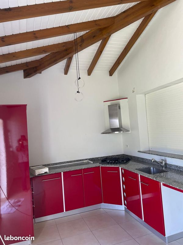 Maison 3 pièces 78 m² · à Lamentin · 78 m² · 1 400 €