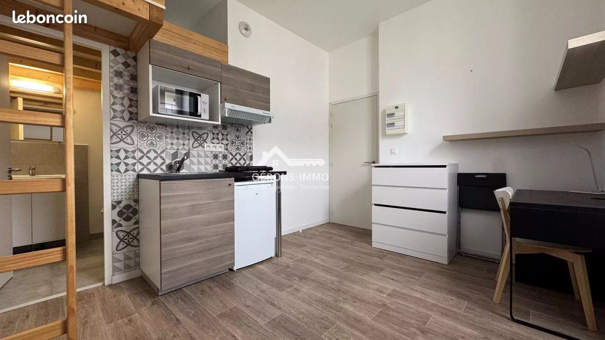 Appartement 1 pièce 14 m² · à Nantes · 14 m² · 550 €