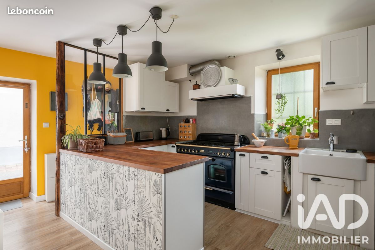 Maison 5 pièces 106 m² · à Saint-Jean-de-Moirans · 106 m² · 190 000 €
