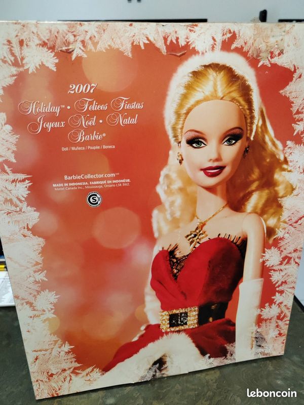 Poupée Barbie Noël Holidays 2015 avec robe rouge barbie collector signature - Jeux & Jouets