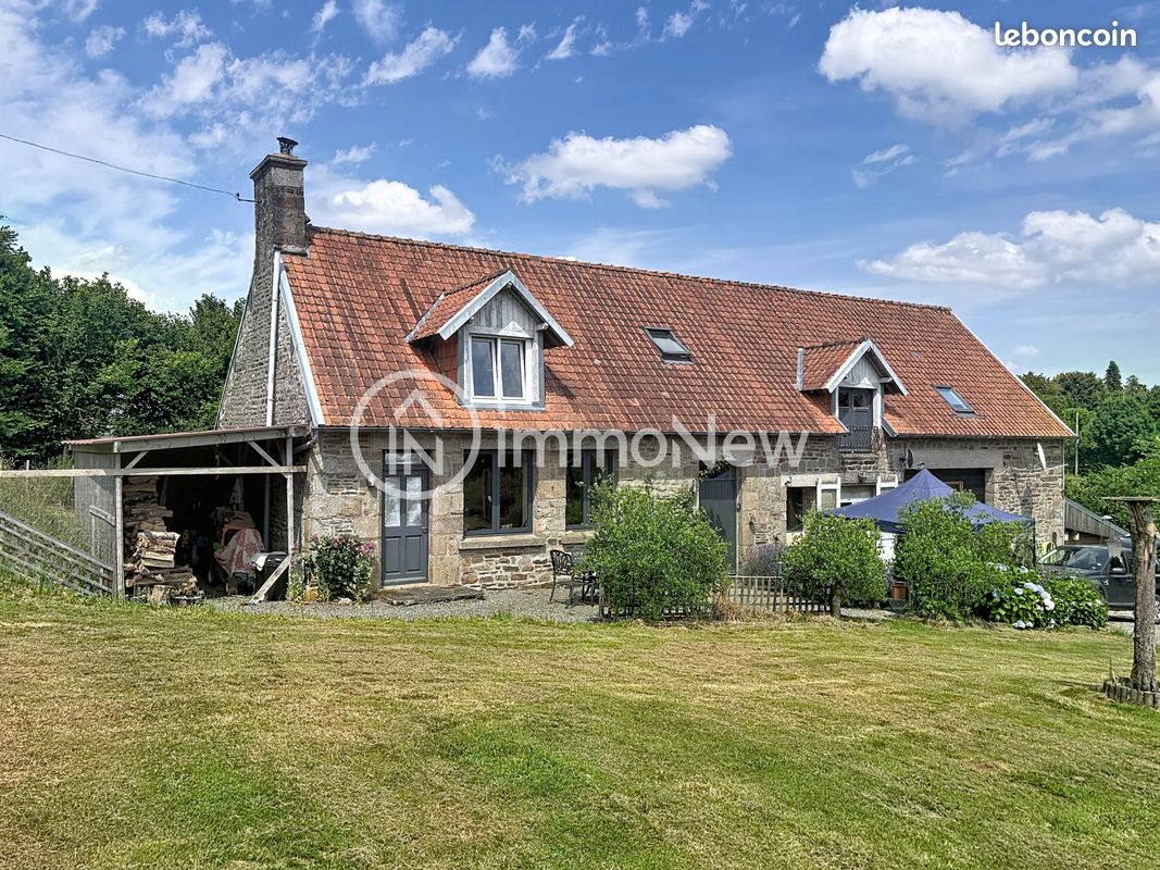 Maison 5 pièces 152 m² · à Sourdeval · 152 m² · 303 900 €
