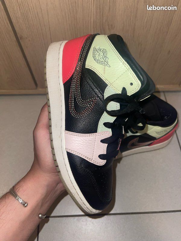 Jordan Multicolore Air Jordan Mid Taille 38 Nike Air Jordan Mid