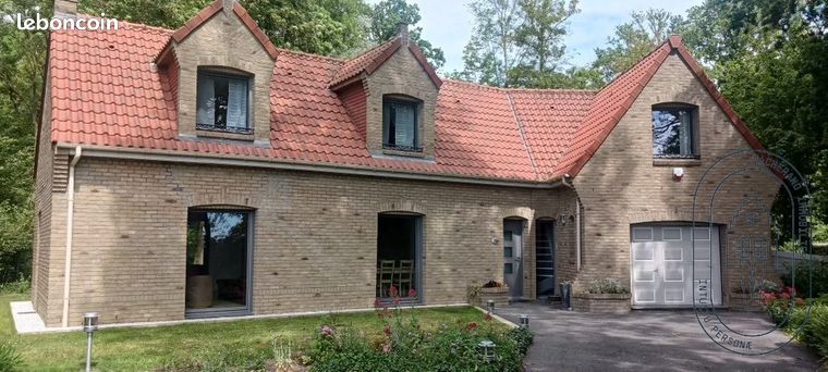 Propriété 6 pièces 151 m²