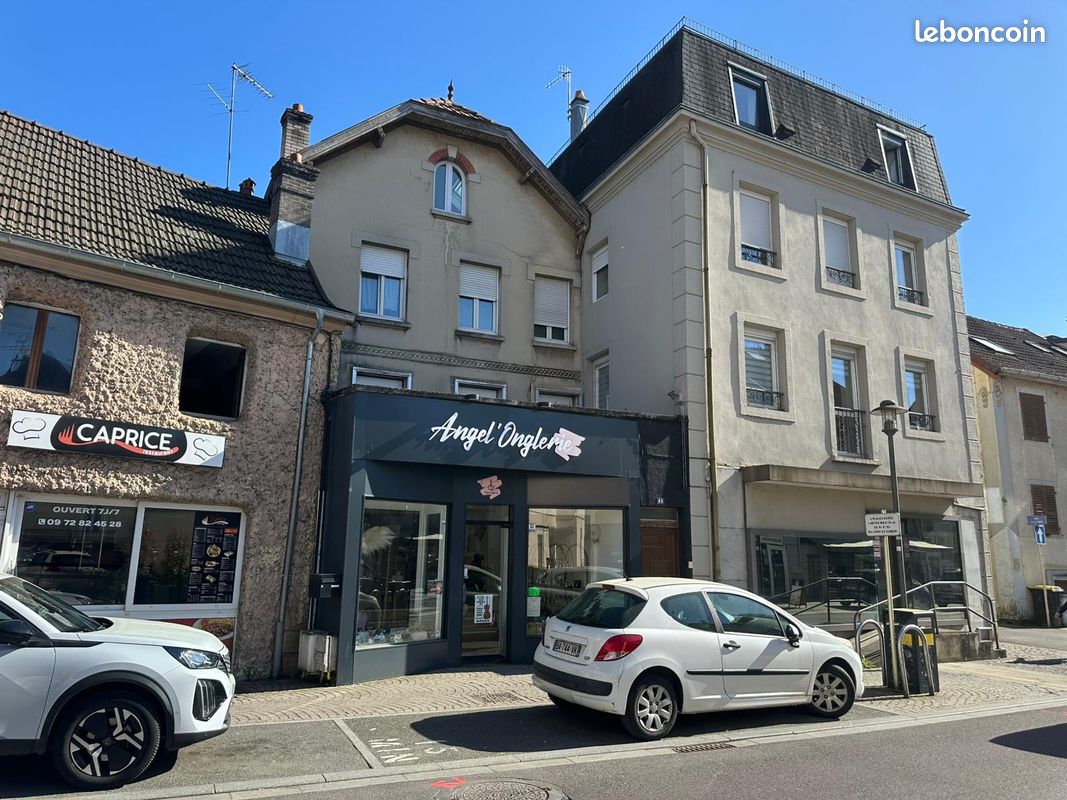 Local commercial 90 m² · à Héricourt · 90 m² · 70 000 €