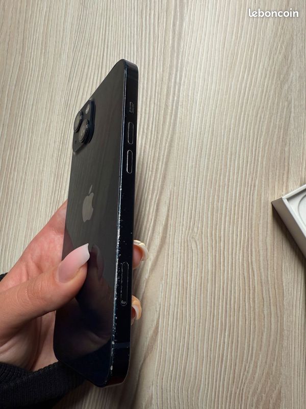 IPhone 13 (image 4)
