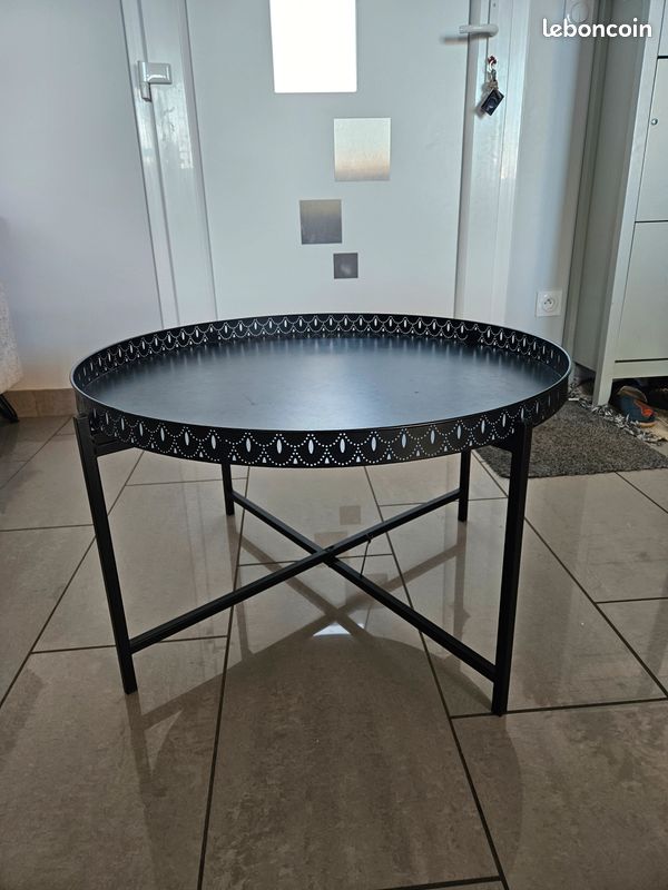 Table salon noire ronde (image 1)