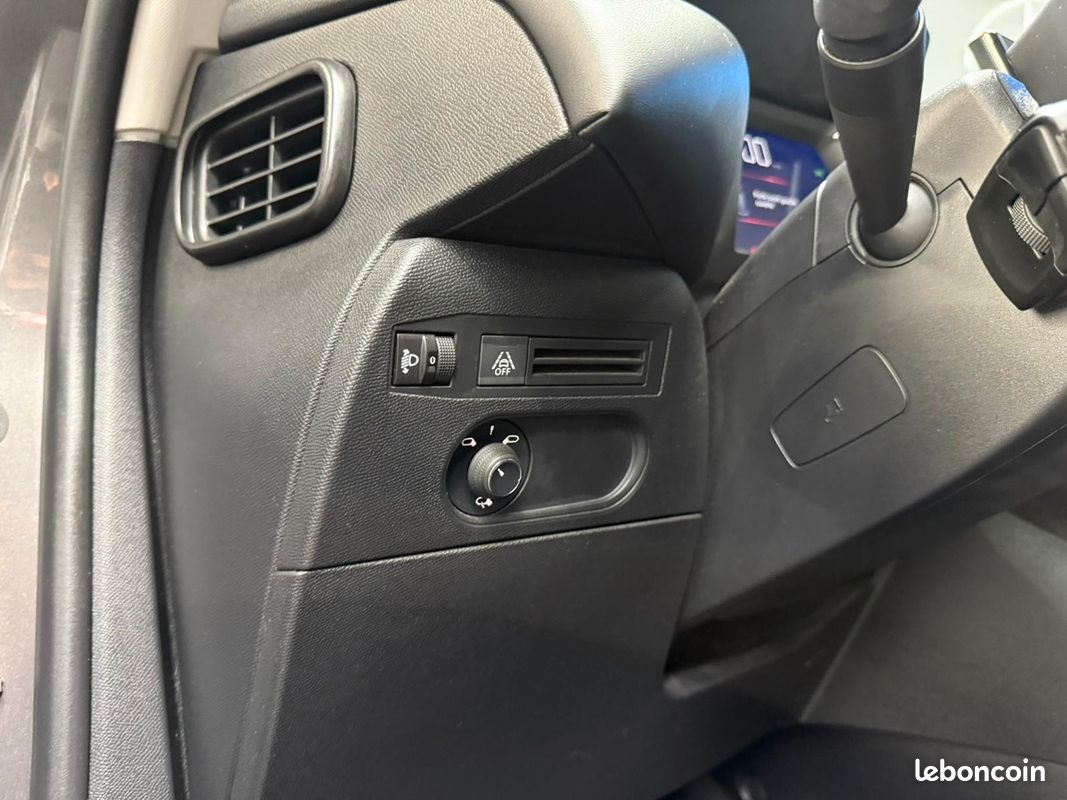 DS DS 3 Crossback 1.2 PURETECH 100 GRAND CHIC - CUIR - CARPLAY (image 20)