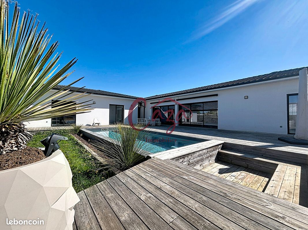 Maison 7 pièces 202 m² · à Camblanes-Et-Meynac · 202 m² · 679 000 €