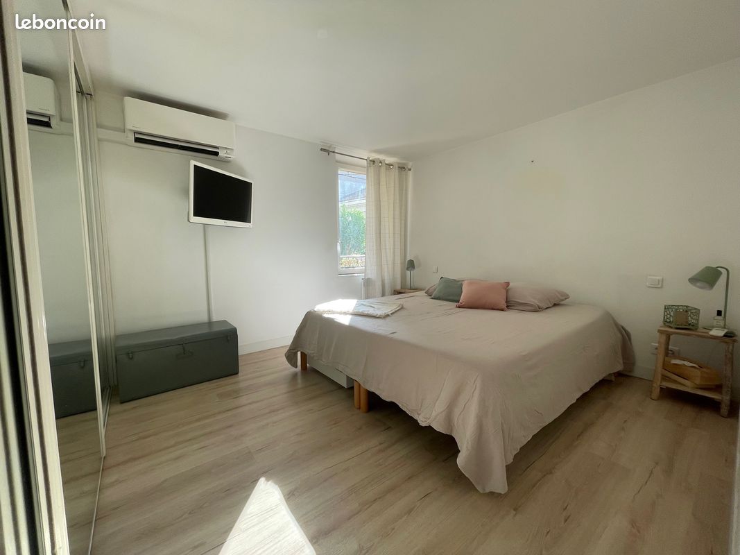 Bandol 83150 centre ville appt t2, terrasse dans maison de ville, parking couvert (image 7)