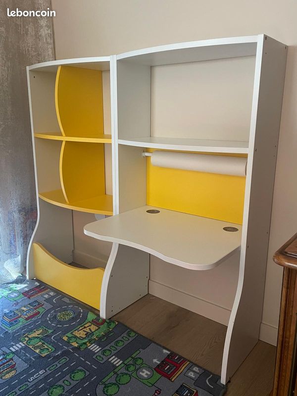 Bureau enfant avec rangements – très bon état (image 1)