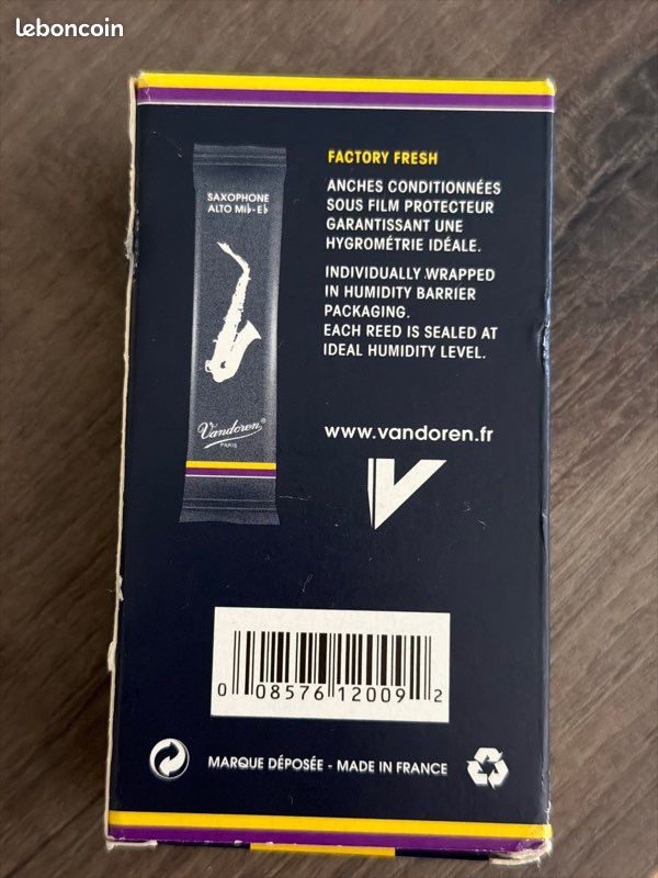 Anches de saxophone alto Vandoren Bleu – Force 2 (image 2)