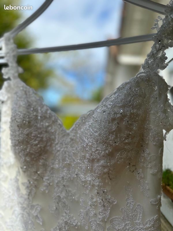 Robe de mariée coupe sirène dos nu (image 8)