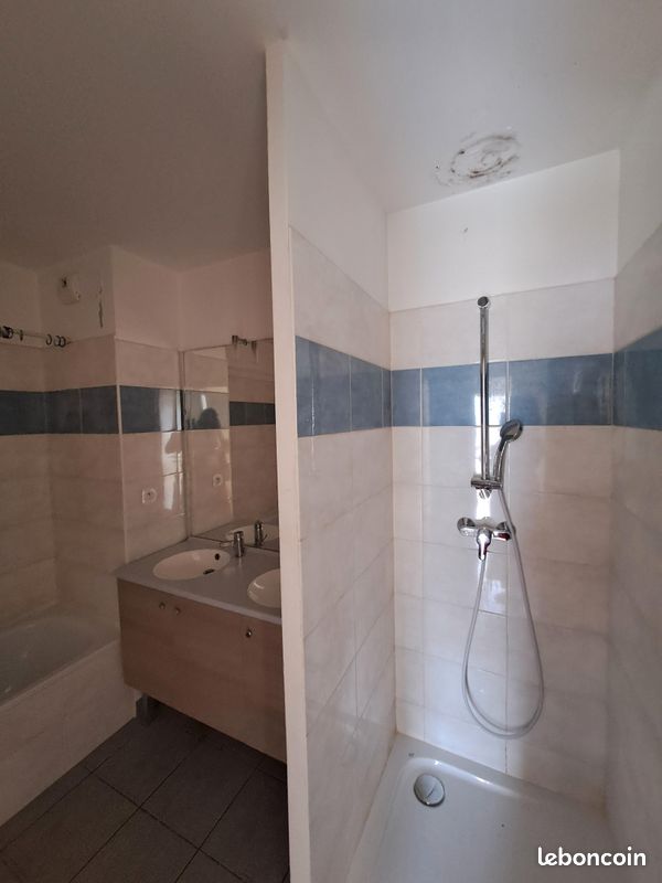 Appartement a louer meyzieu - 4 pièce(s) - 78 m2 - Surfyn