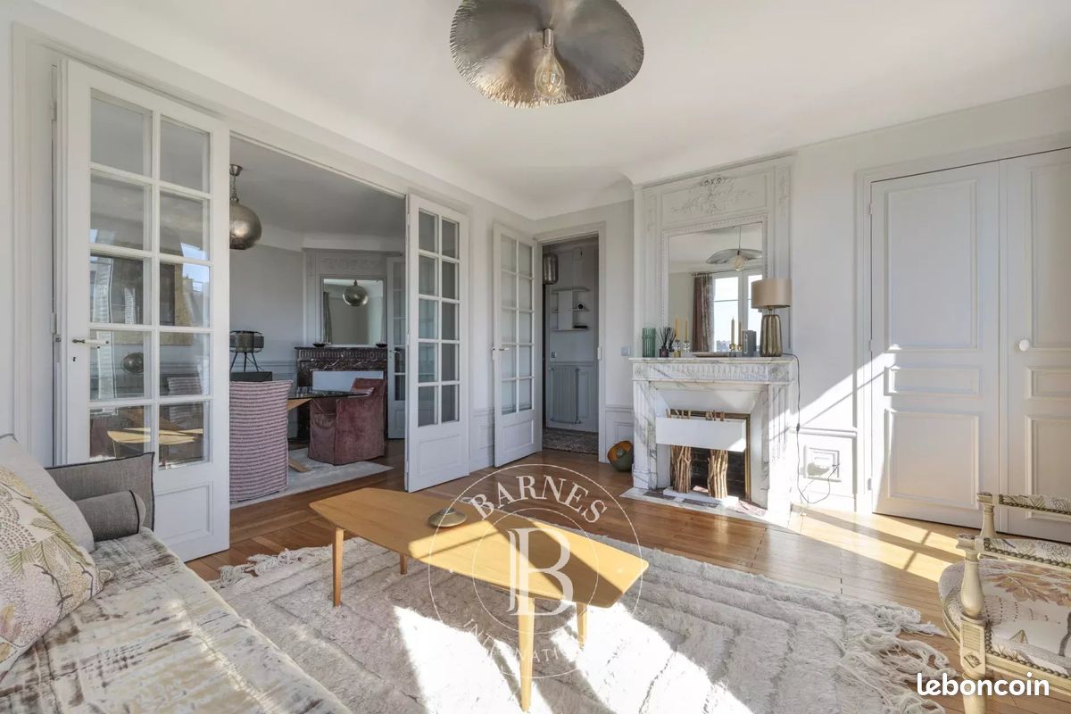 Appartement 3 pièces 64 m² · à Paris · 64 m² · 879 000 €