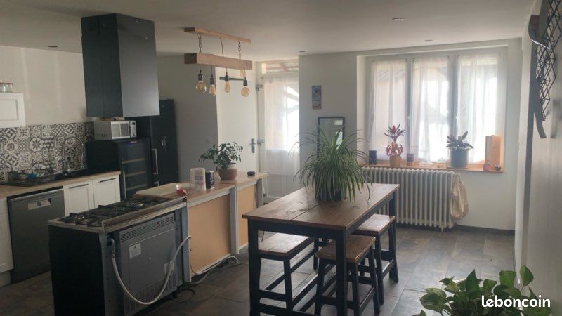 Maison 5 pièces 99 m² · à Allogny · 99 m² · 900 €/mois
