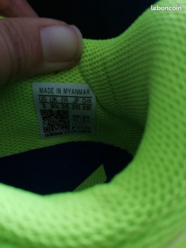 Chaussures foot salle futsal comme neuve pointure 35 (image 7)