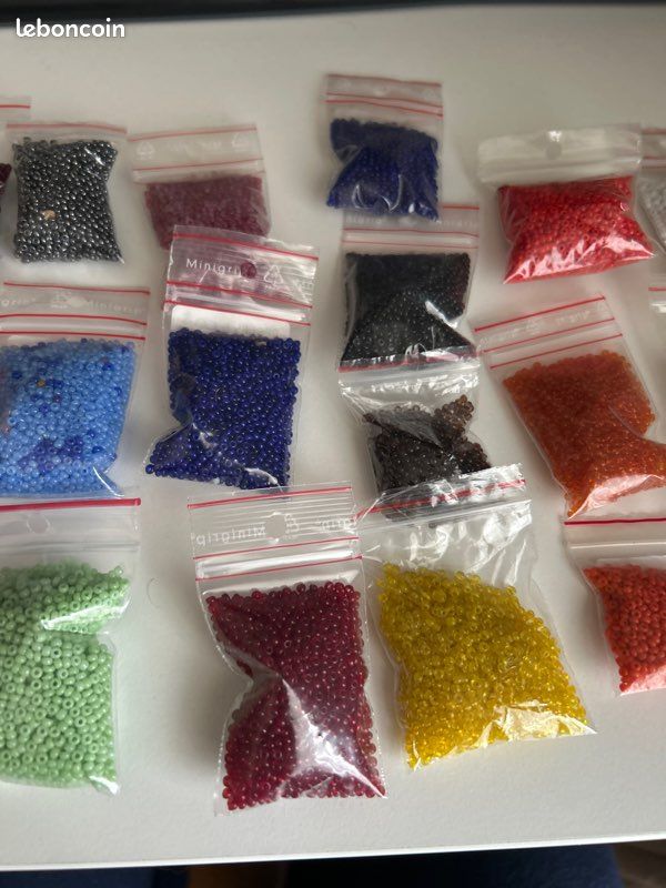 Lot De 9 Sachets De Perles Percées Pour Fabrication De Bijoux - Coloris Divers - Neuf