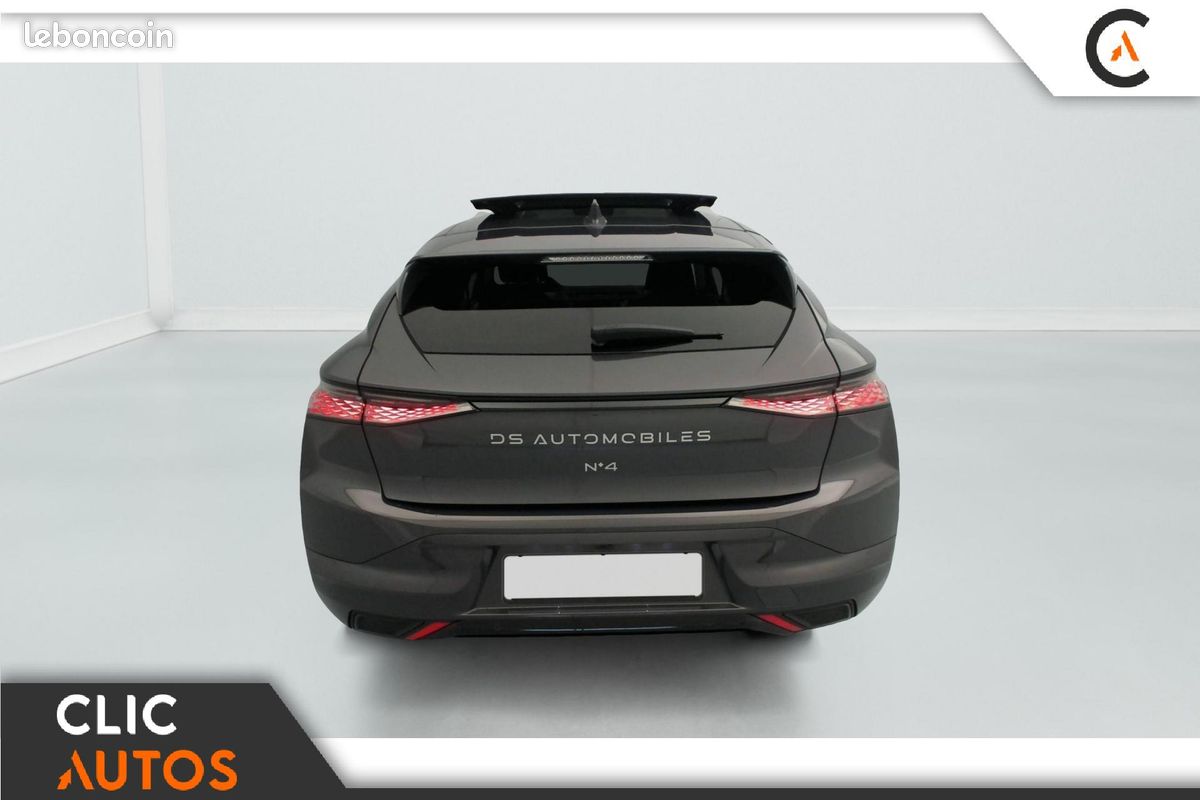 DS DS4 DS N°4 1.2i Hybride 145 BVR Etoile Alcantara (image 6)