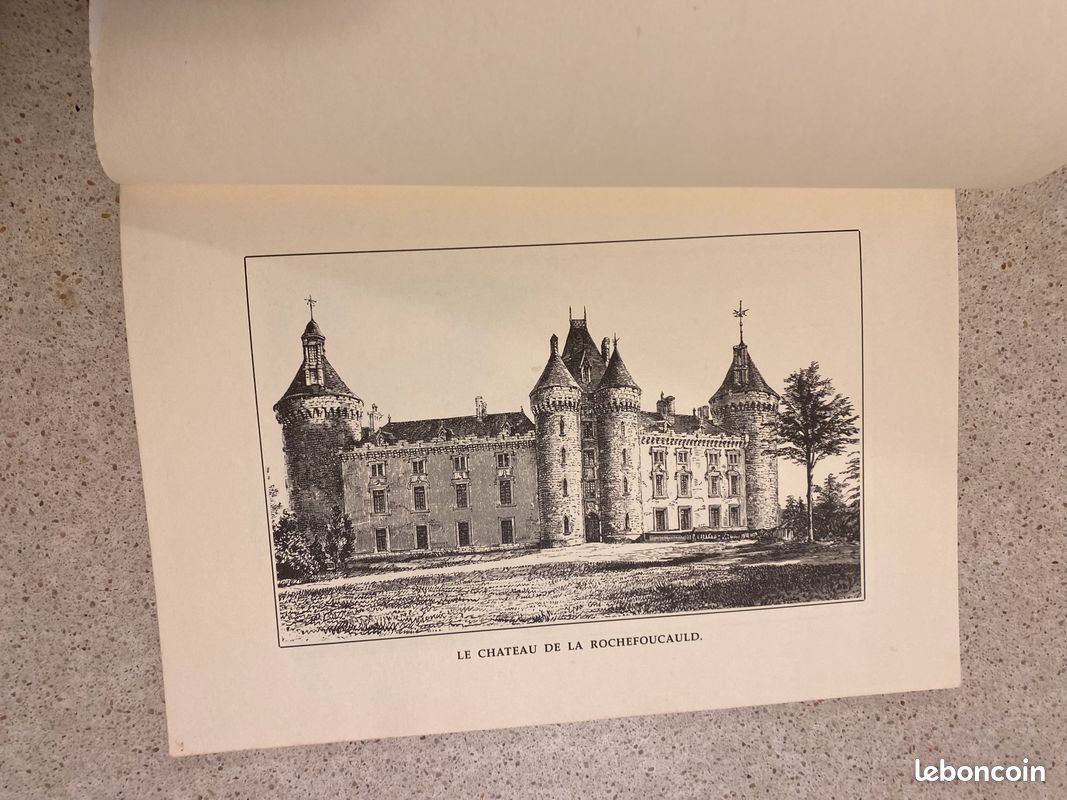 Chateaux historiques de France. Les Éditions du Bastion 1994 (image 2)