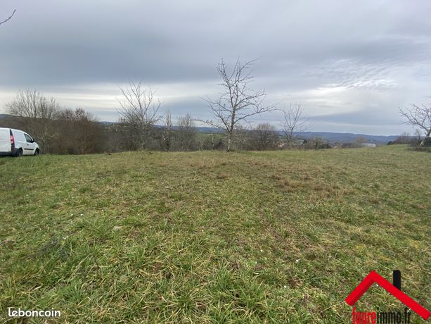 Terrain 2340 m² Saint-Aulaire