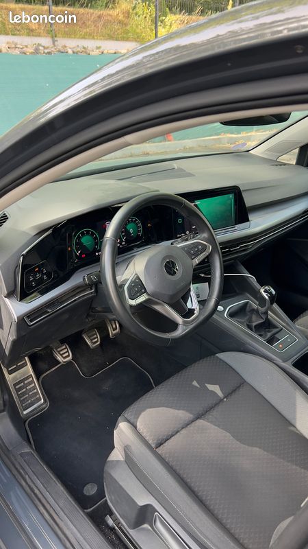 Volkswagen golf 8 style 110 tsi bvm6 active - 10/2022 - 56500KM - gris dauphin - GARANTIE 12 MOIS (image 7)